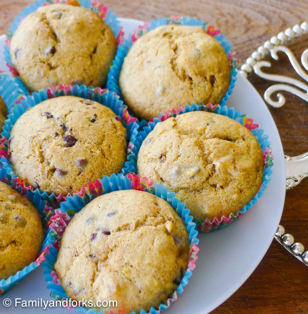 chocolate-banana-nut-muffins