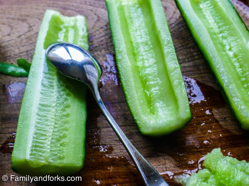 L1050075Family and forks cherry